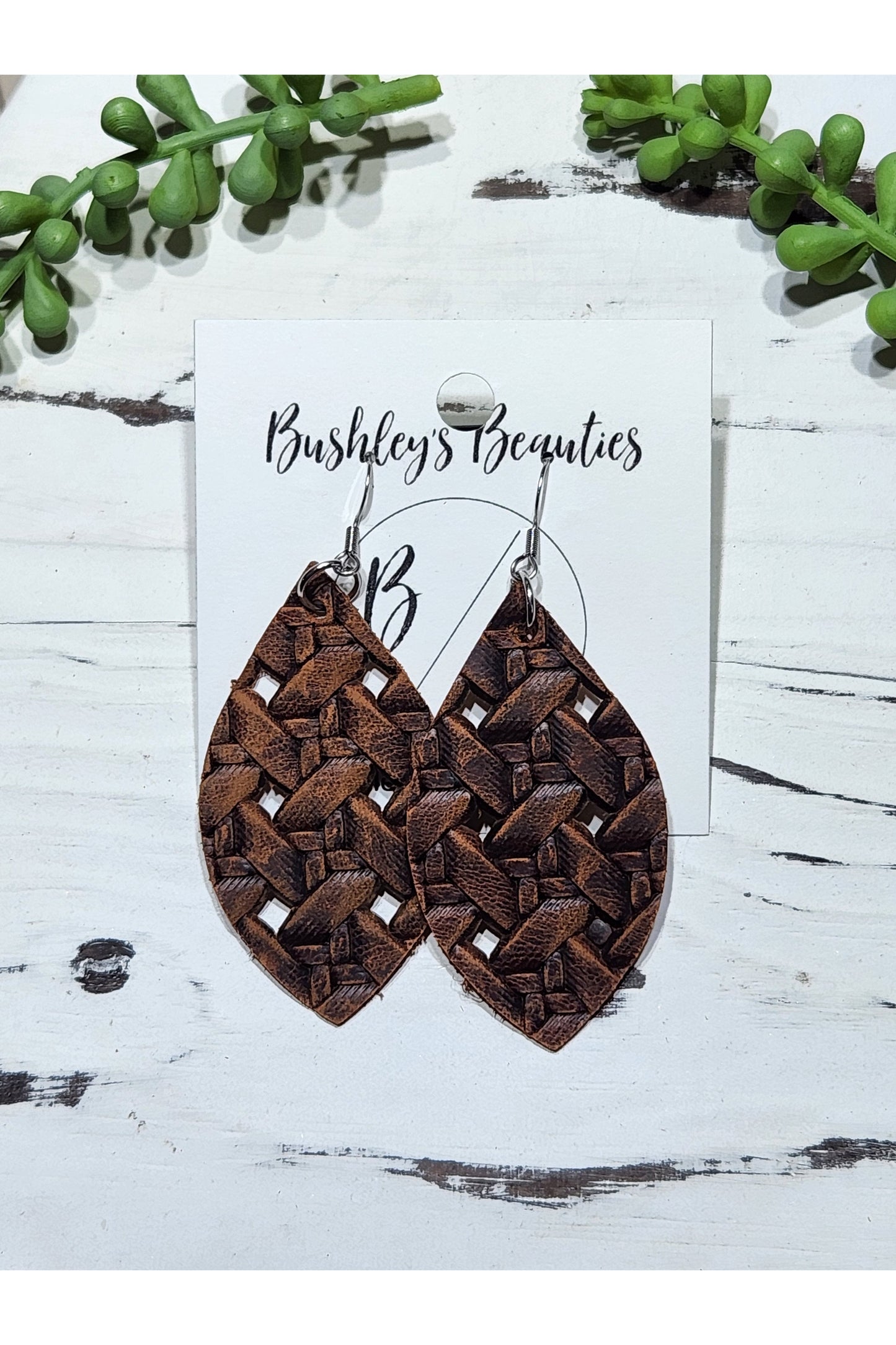 Brown Basket Weave Diamond