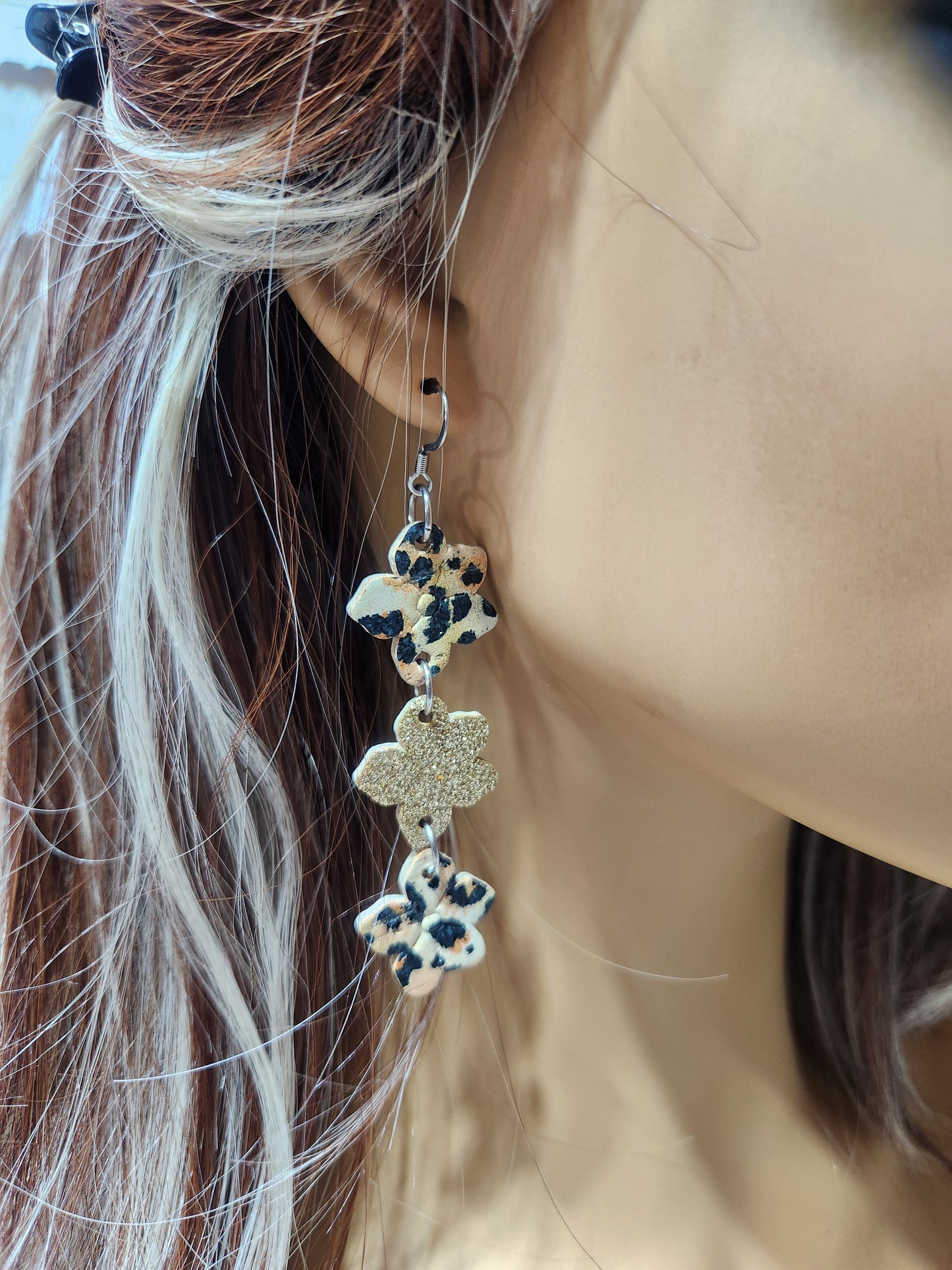 Embossed stacked Flowers orange leopard and Gold