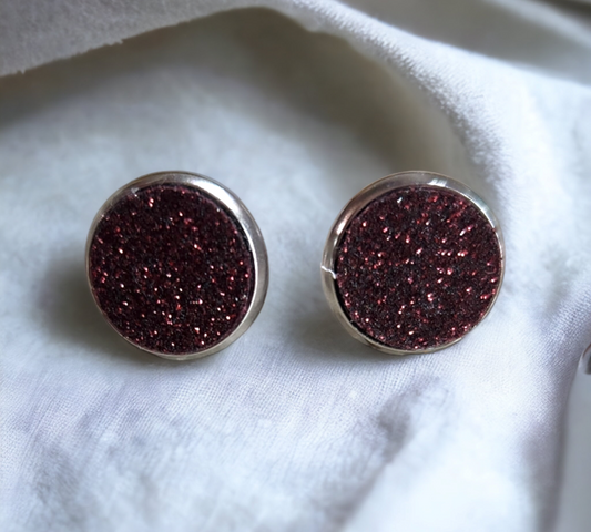 Burgundy Studs (10mm)