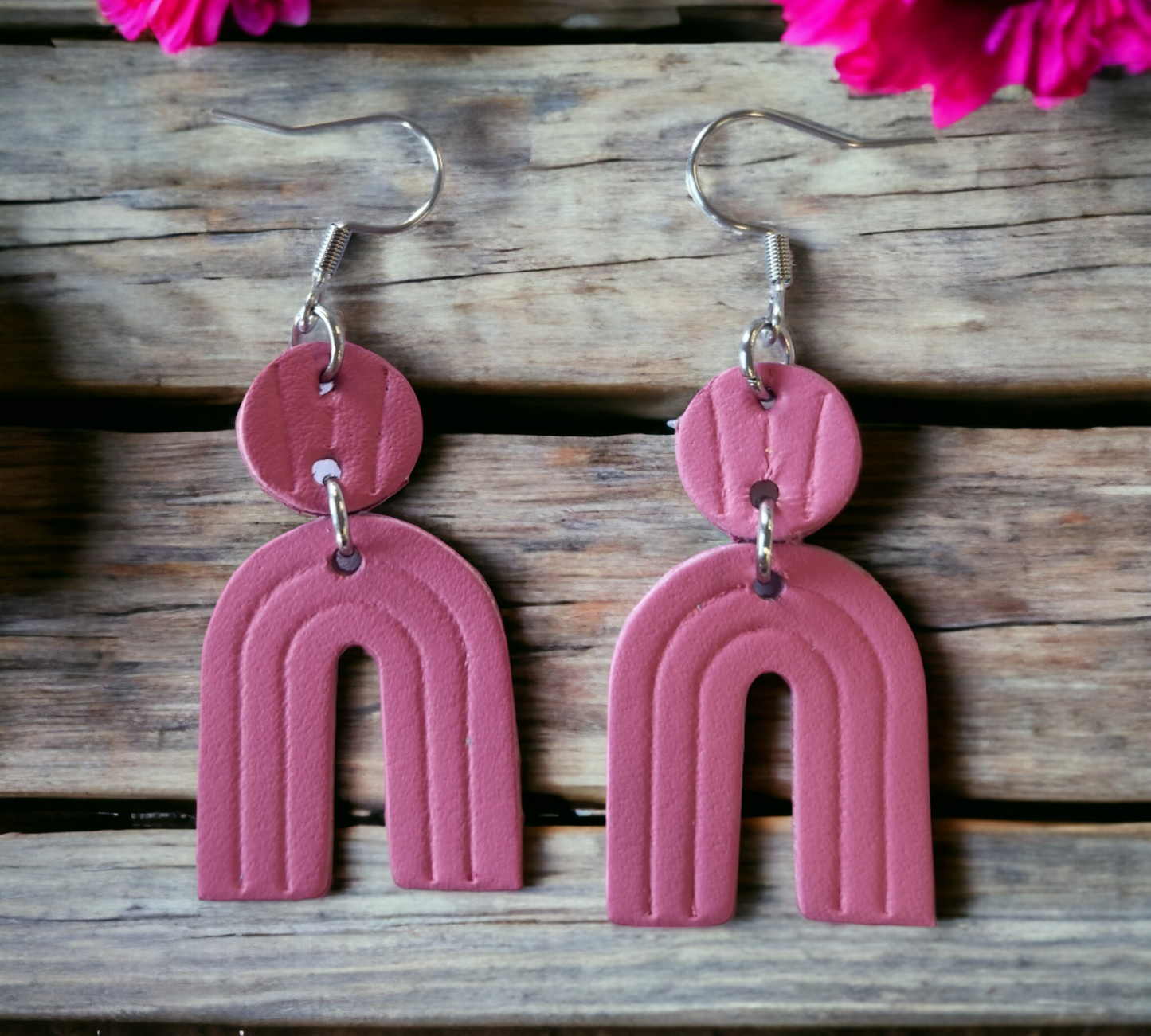 Embossed Arch Earrings