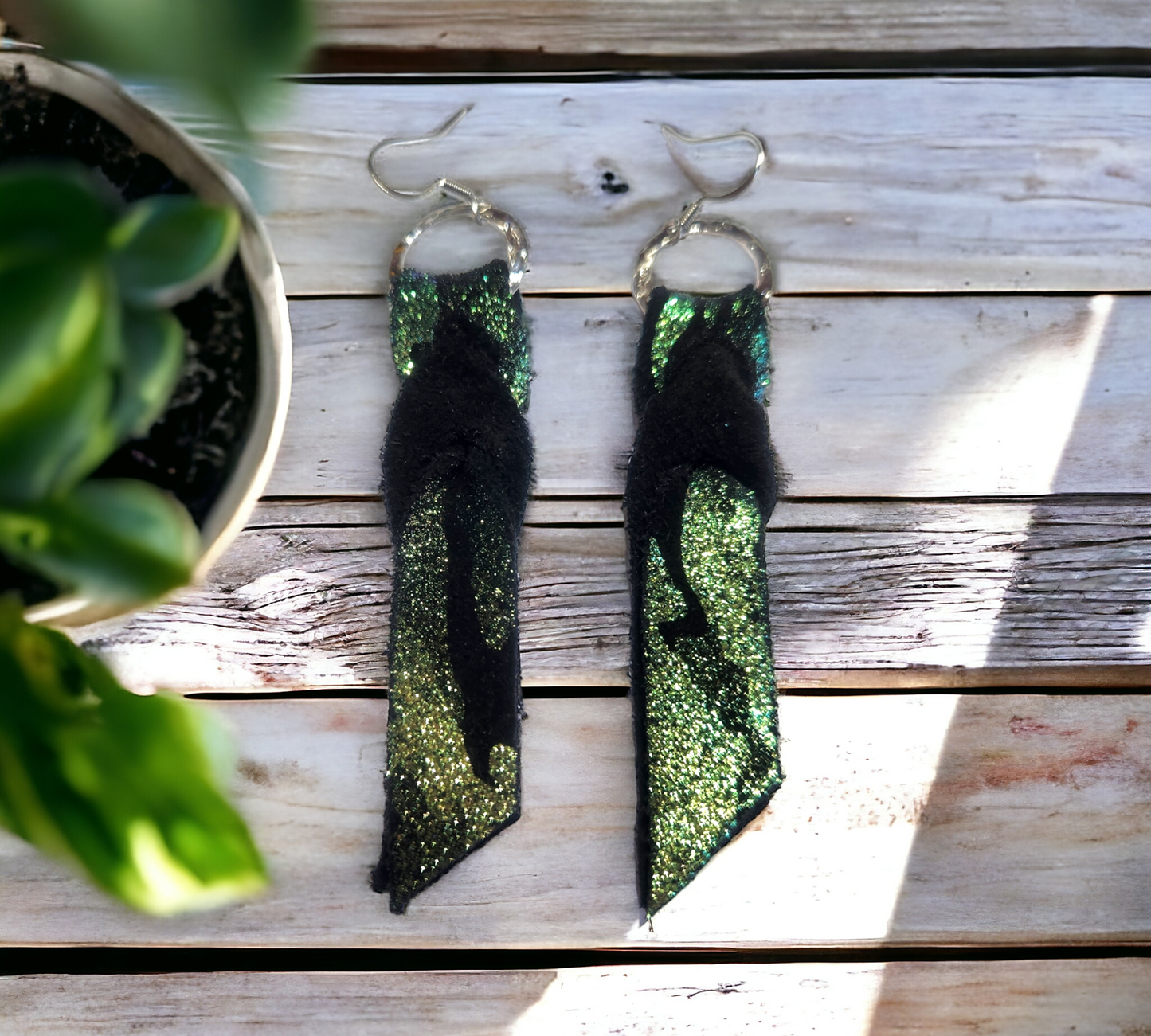 Blood Knot Earrings (Medium Length)