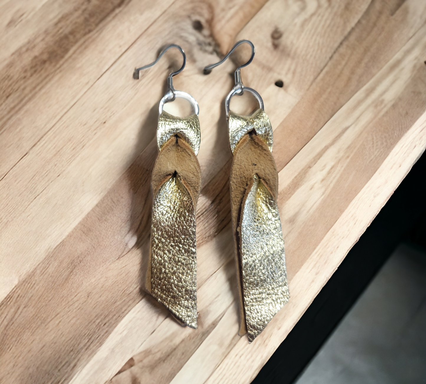 Blood Knot Earrings (Medium Length)