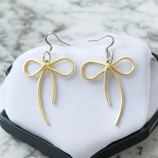 Festive knotted Gold Bows