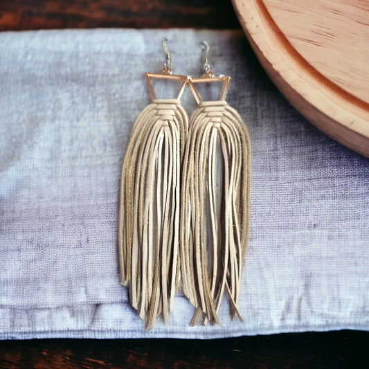 Beige colored Fringe on Triangle Bezel