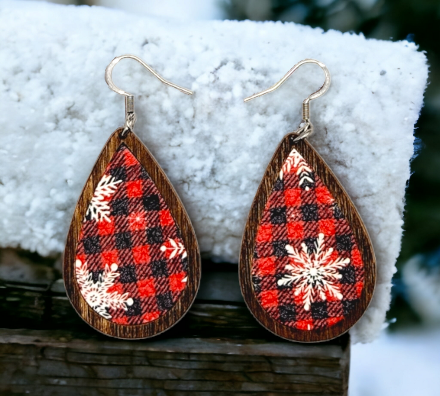 Wooden Red Plaid and Snowflake Teardrops