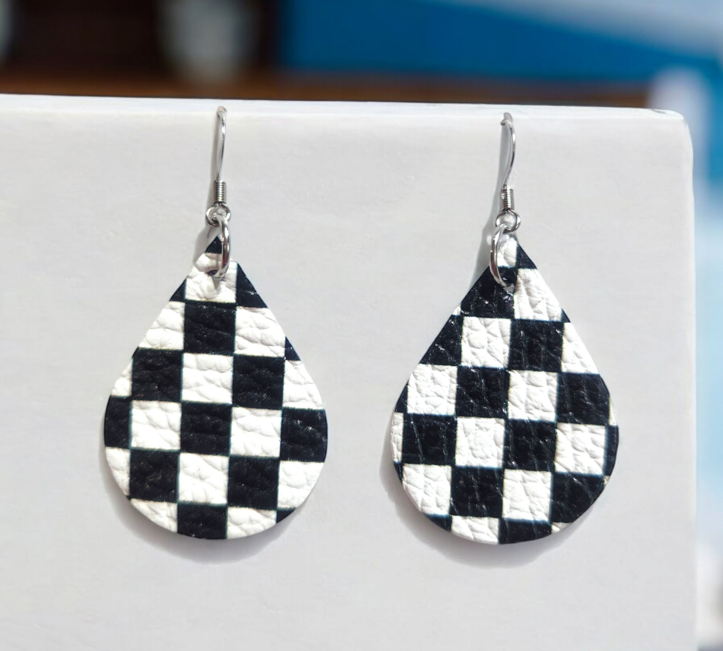 Black and White checkered teardrops