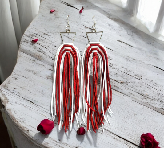 Red and white Fringe on Triangle bezel